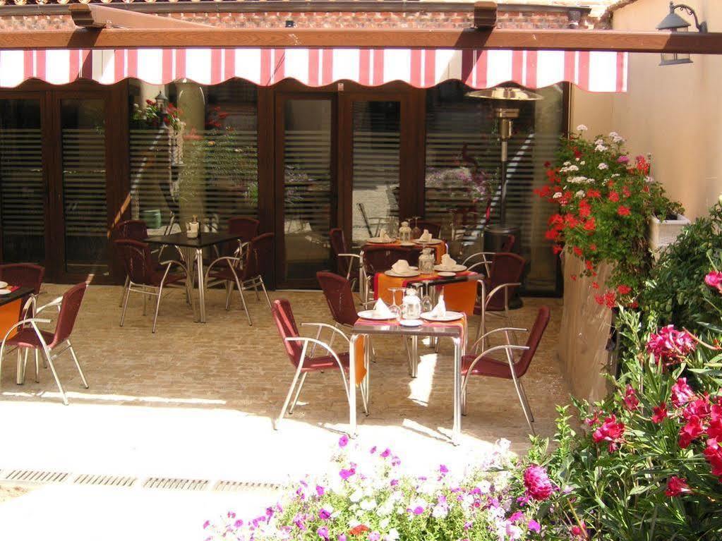 Hosteria Del Mudejar Avila Velayos Exterior photo